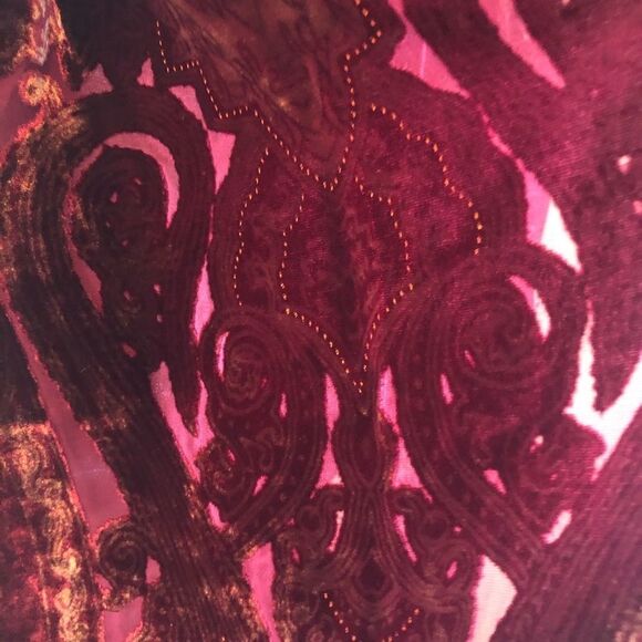 Beautiful Silk Scarf  - Picture 5 of 8